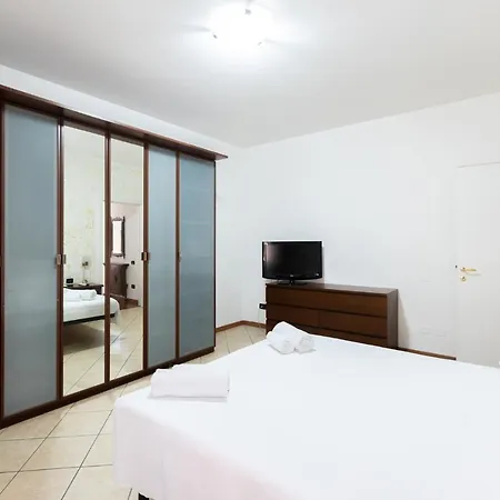 Boldrini, By Short Holidays Apartman